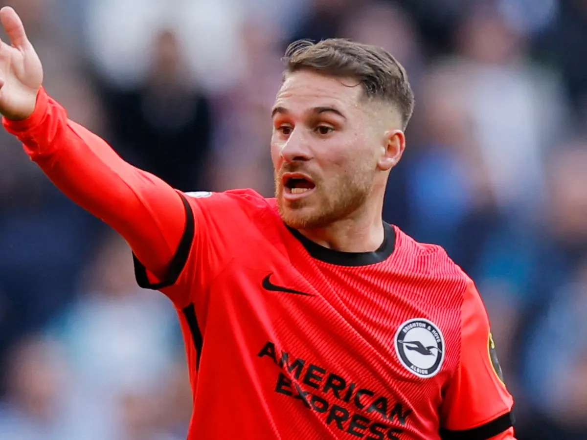 Report: Liverpool entered in race with Chelsea for Premier League star